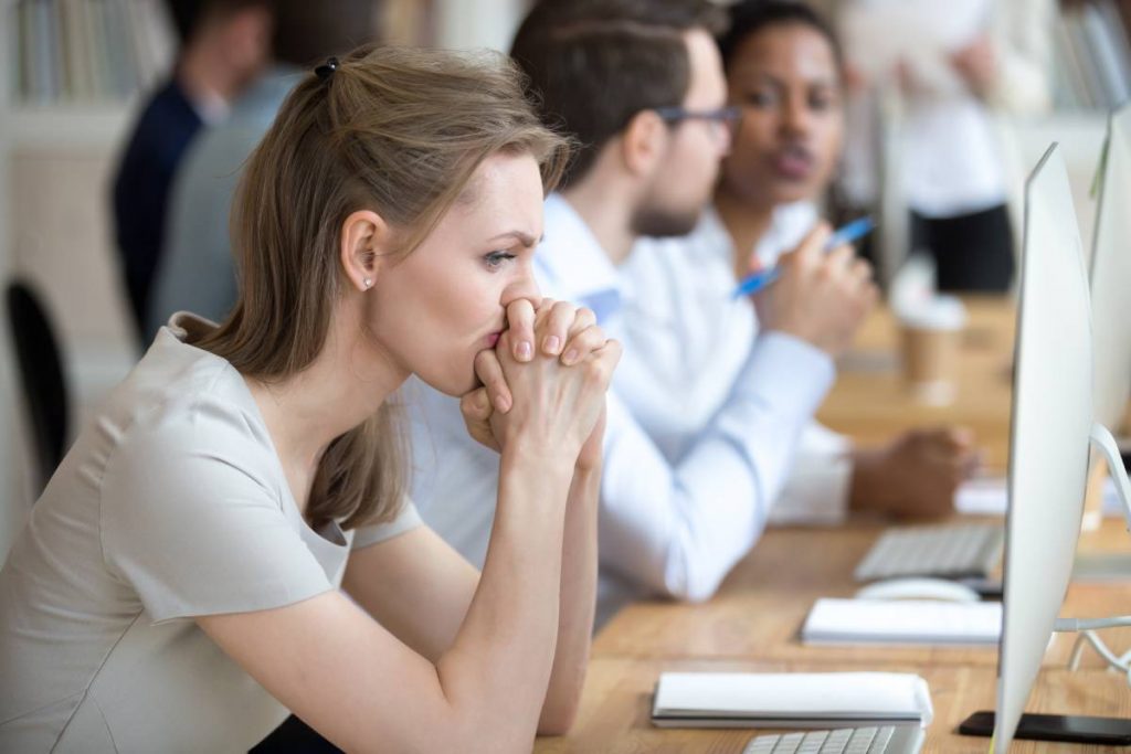 Como a autossabotagem pode impedir o sucesso profissional?