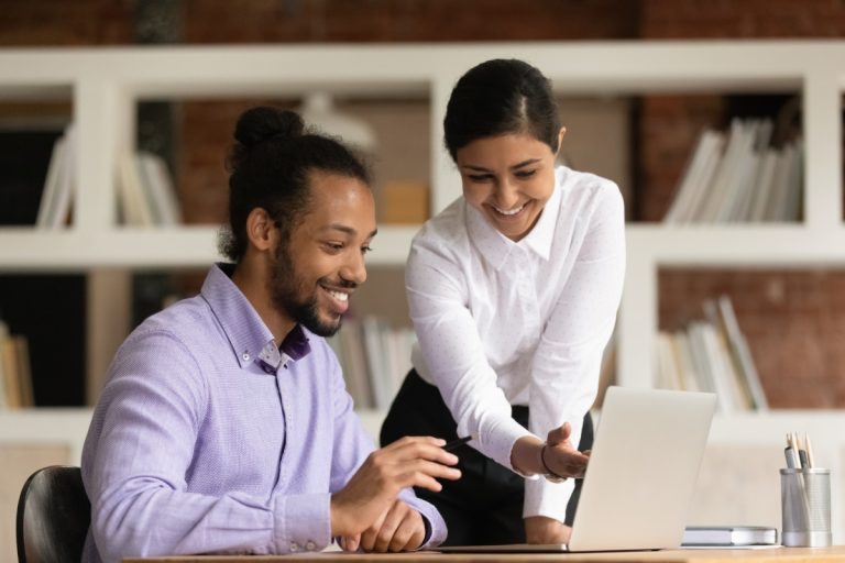 Como reconhecer uma empresa que promove o trabalho humanizado