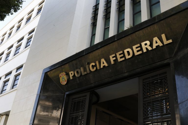 Polícia Federal publica edital com 1.000 vagas