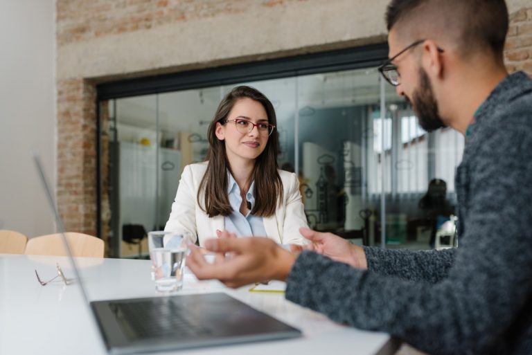 A lógica por trás das perguntas estranhas em entrevistas de emprego