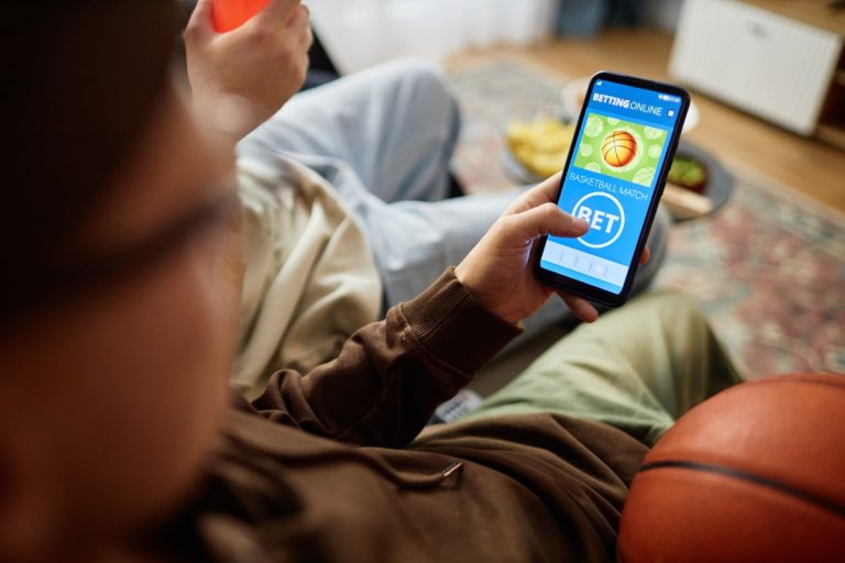 Apostas online viram obstáculo para educação e emprego entre jovens