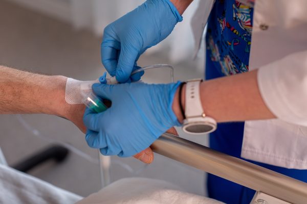 Instituto Eurofarma tem curso gratuito na área da Saúde