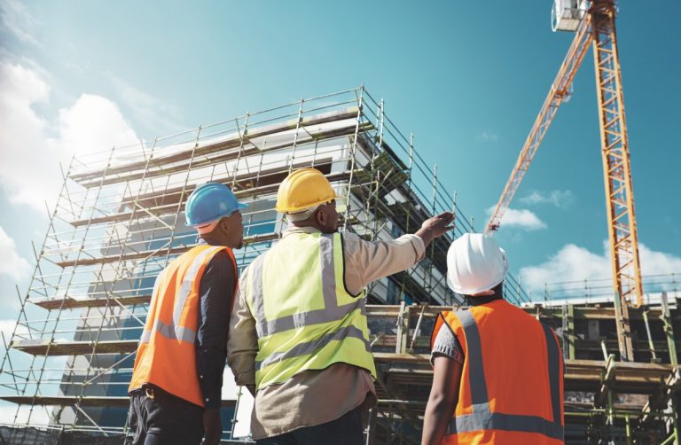 Setor de construção supera 3 milhões de empregos após uma década