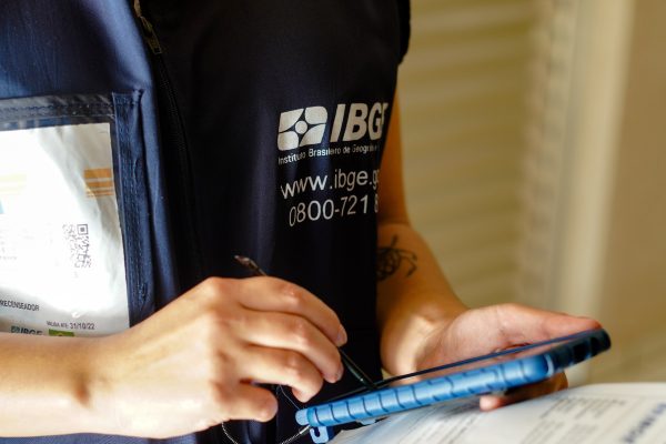IBGE anuncia editais com 9580 vagas temporárias