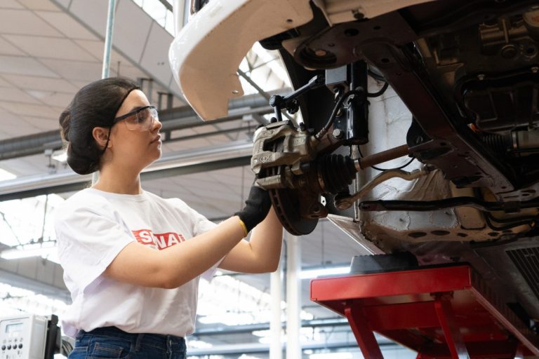 SENAI-SP abre mais de 3.100 vagas em cursos gratuitos