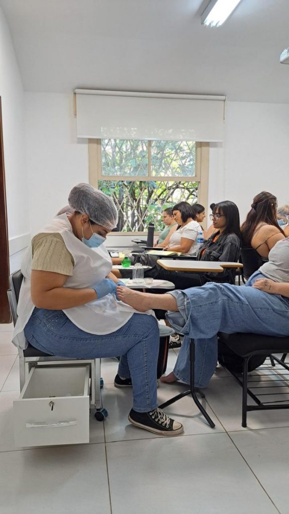 APAF anuncia 78 vagas em três cursos gratuitos na área de Beleza