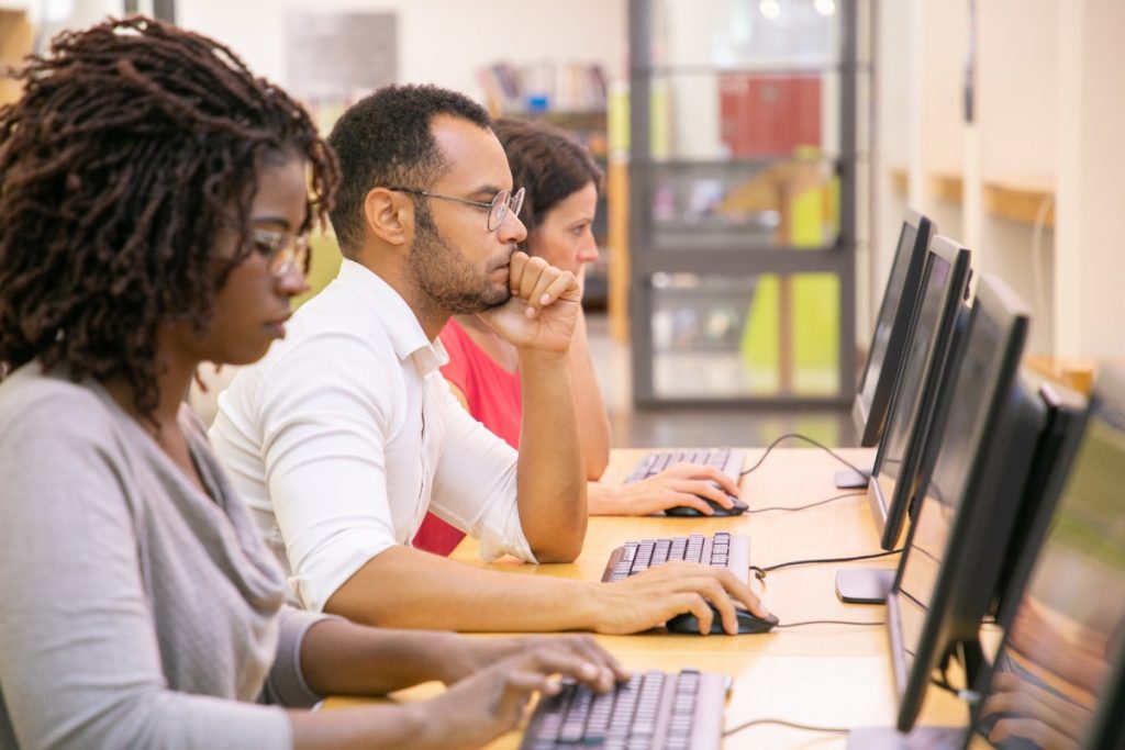 Portal Trampolim oferece 375 vagas em cursos profissionalizantes gratuitos