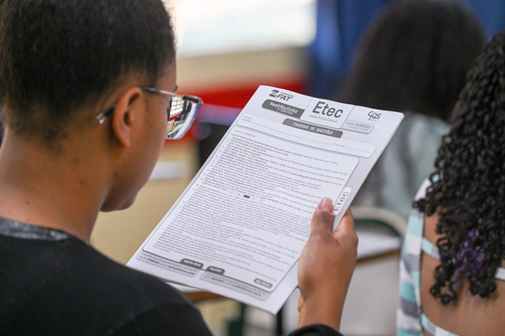 Vestibulinho das Etecs oferece redução de 50% na taxa de inscrição