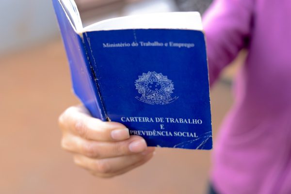 Vagas PJ pagam 85% mais que CLT, mas trabalhador precisa avaliar custos e direitos