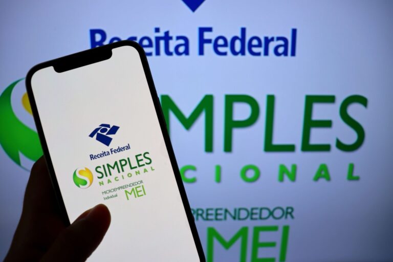 Governo federal perdoa R$ 12,6 bilhões em dívidas de MEIs e anuncia Pix de até R$ 5 mil